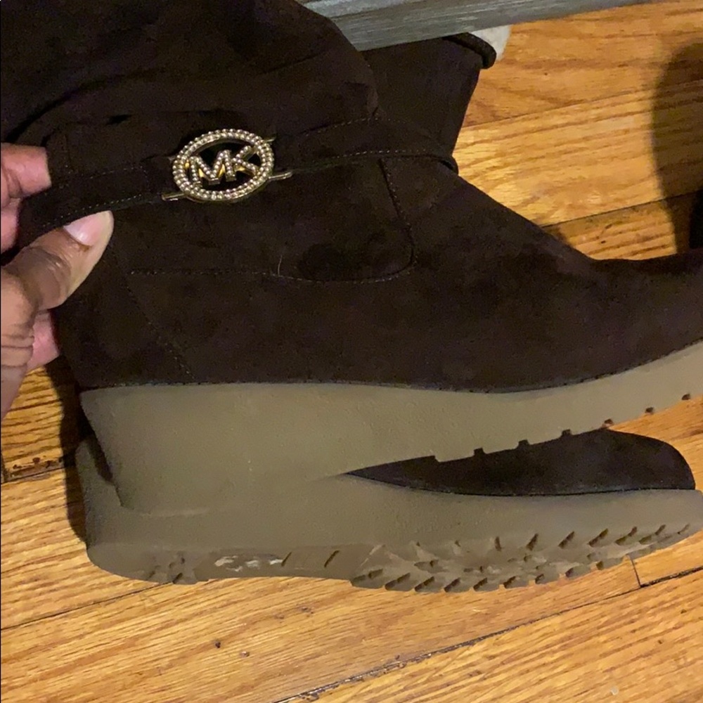 Michael Kors winter Suede boots - Picture 8 of 8
